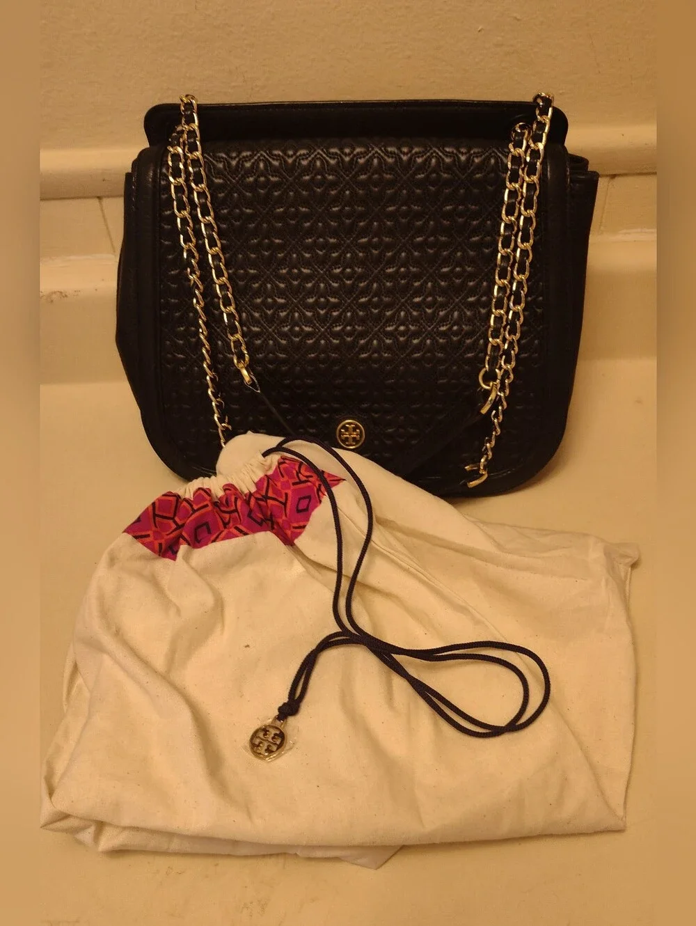 Tory Burch Bryant Black With Gold Chain Strap Purse Shoulder Bag With Dust Bag